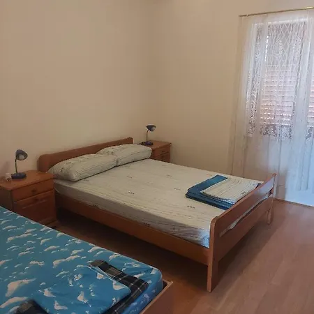 Apartments Vilanija *