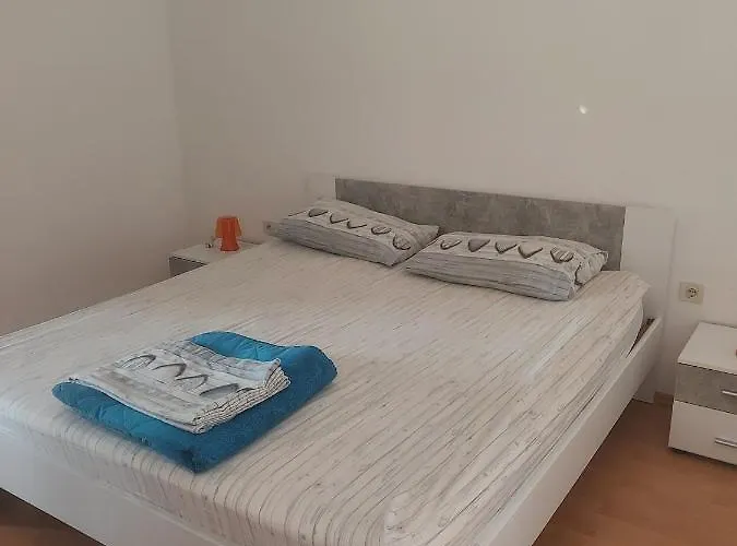 Apartments Vilanija 公寓