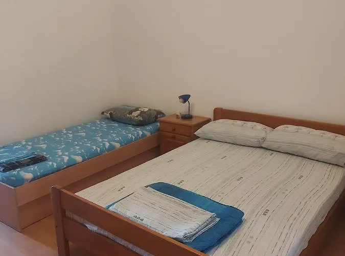 Apartments Vilanija 公寓
